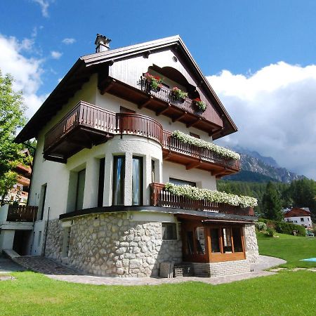 Apartment La Montanina By Interhome Cortina dʼAmpezzo Exterior foto